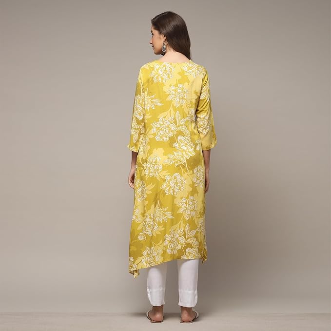 Women Rayon Regular Fit Liva Straight Printed Kurta