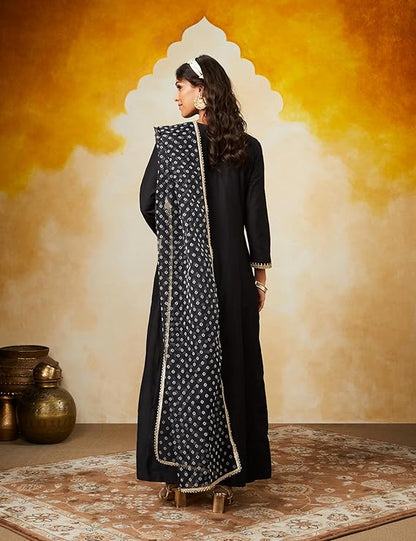 Embroidered Anarkali Kurta Pant Set with Organza Dupatta